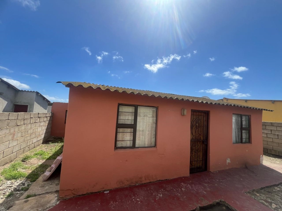 2 Bedroom Property for Sale in Kwazakhele Eastern Cape